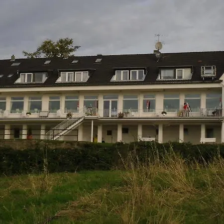 Fährhaus Am Rhein By Mayburgh 3*