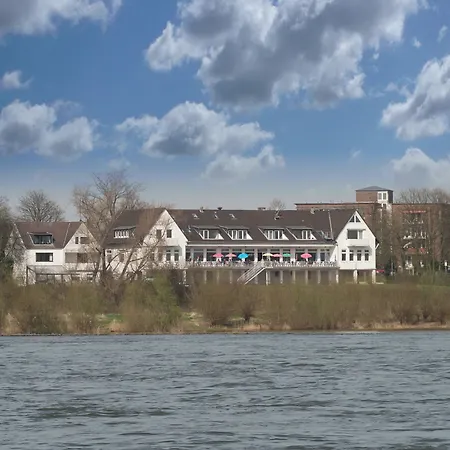 Fährhaus Am Rhein By Mayburgh Hotel 3*