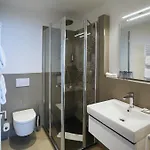 Faehrhaus Am Rhein By Mayburgh 3* Dusseldorf