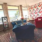Faehrhaus Am Rhein By Mayburgh Dusseldorf
