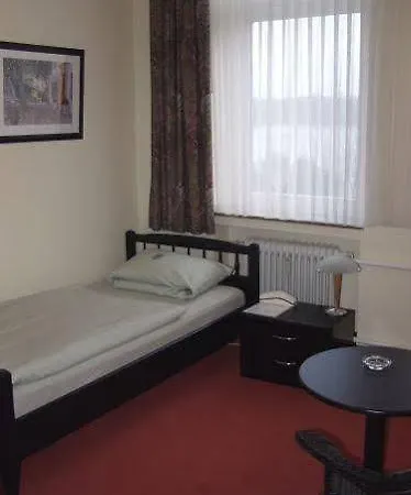 Hotel Faehrhaus Am Rhein By Mayburgh 3*