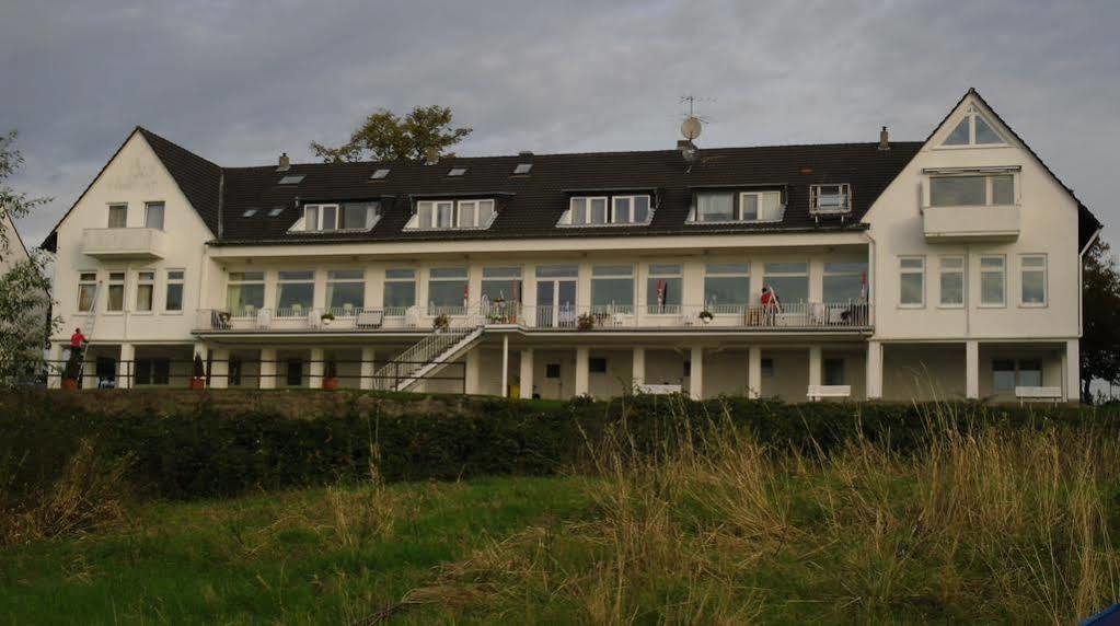 Faehrhaus Am Rhein By Mayburgh 3*